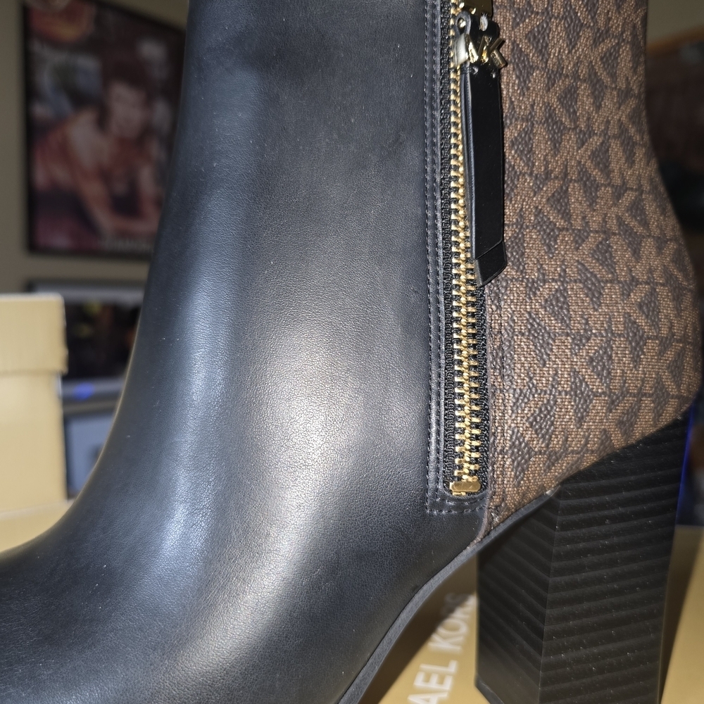 Michael Kors Black and Brown Women's Ankle Boots - Picture 2 of 4